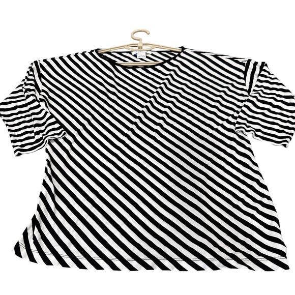 Liz Claiborne Women Top Size L Black White Striped Short Sleeve 100% Rayon Basic - Picture 1 of 6